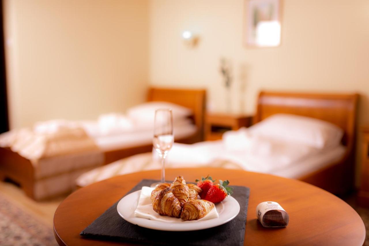 Septimia Hotels & Spa Resort Odorheiu Secuiesc Dış mekan fotoğraf