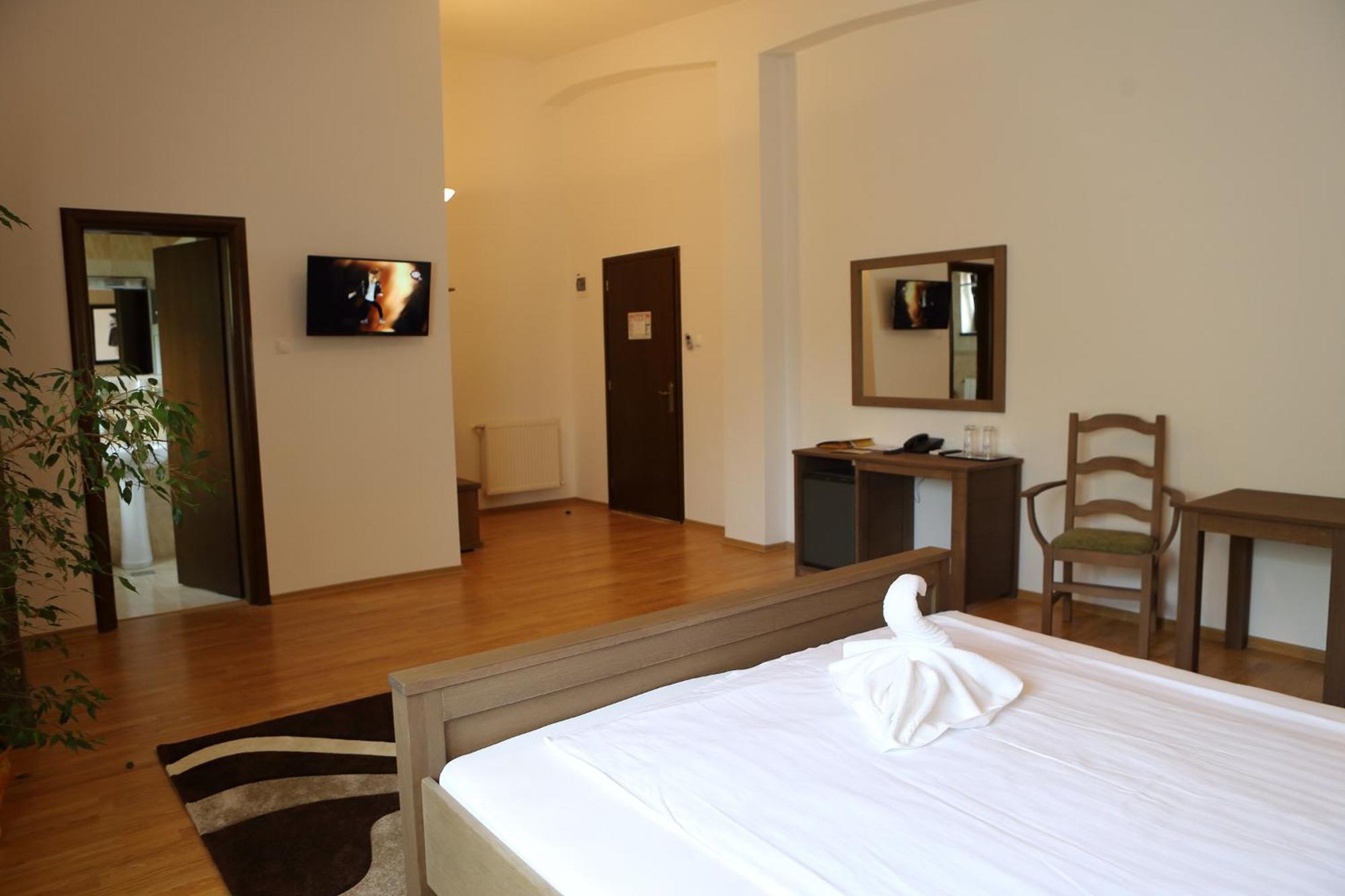 Septimia Hotels & Spa Resort Odorheiu Secuiesc Dış mekan fotoğraf