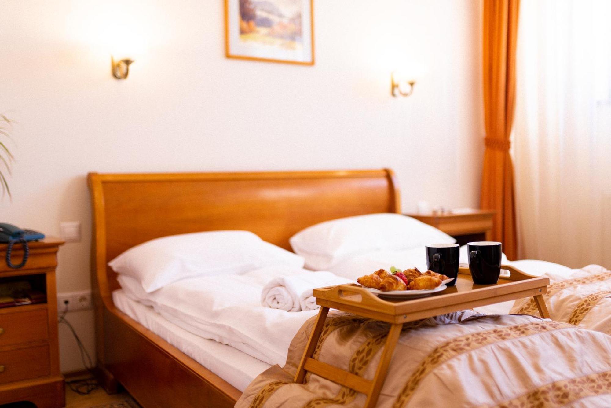 Septimia Hotels & Spa Resort Odorheiu Secuiesc Dış mekan fotoğraf